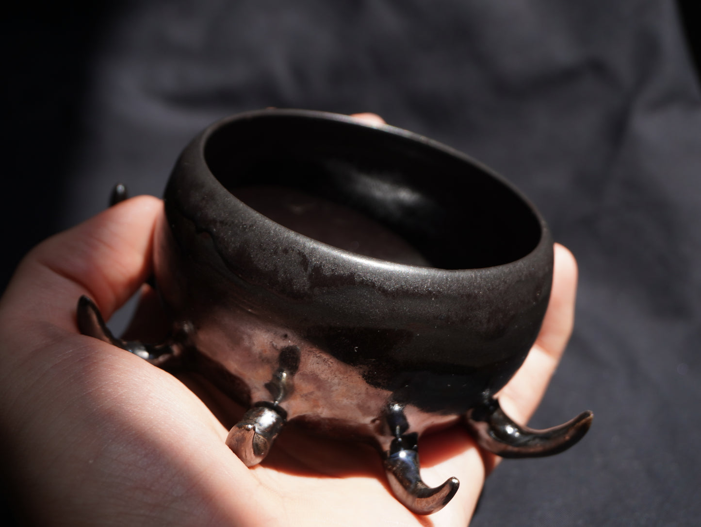 Chamotte Tea Bowl “Demonic”, 160 ml