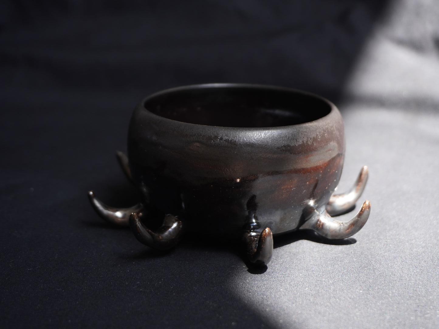 Chamotte Tea Bowl “Demonic”, 160 ml