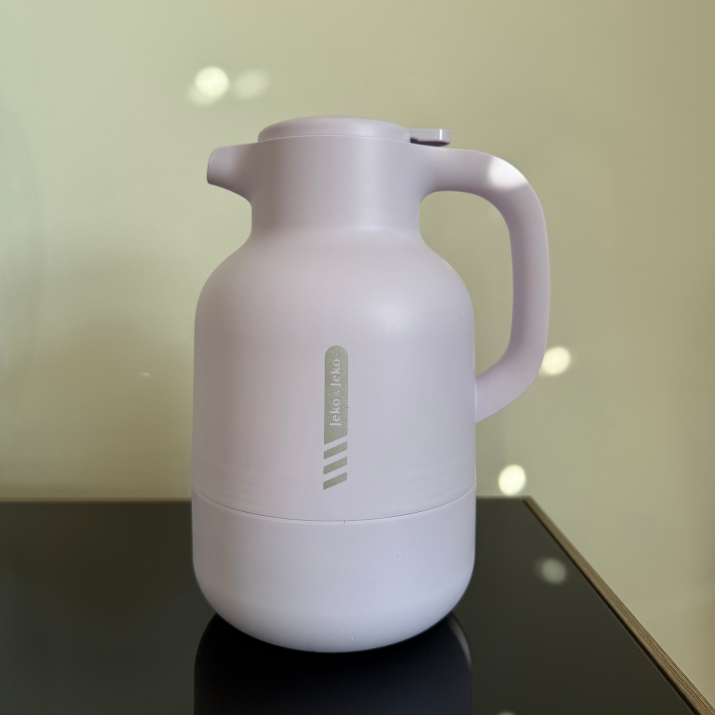 Lilac Vacuum Thermos, 2L