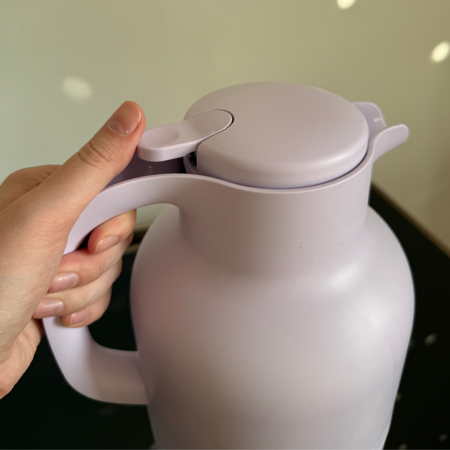 Lilac Vacuum Thermos, 2L