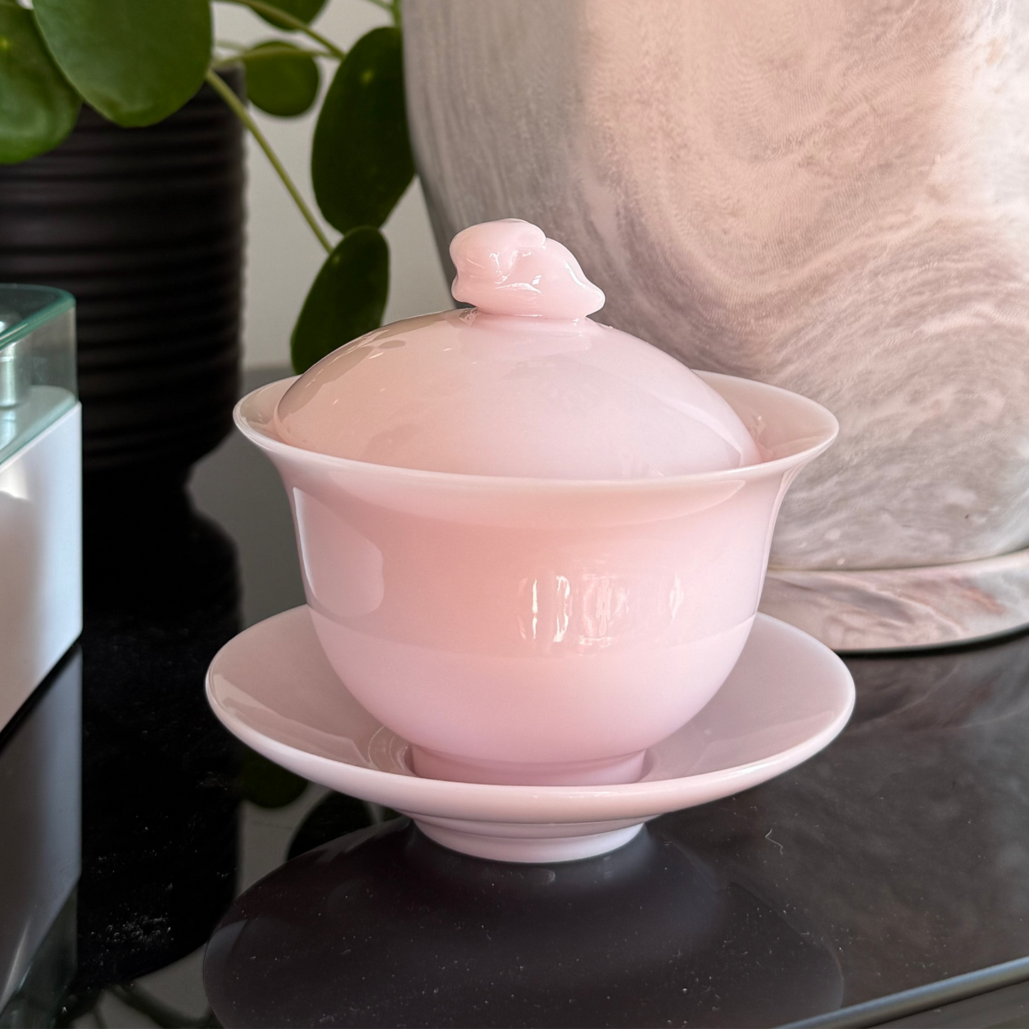 Porcelain Gaiwan, Bunny Lid, 100 ml