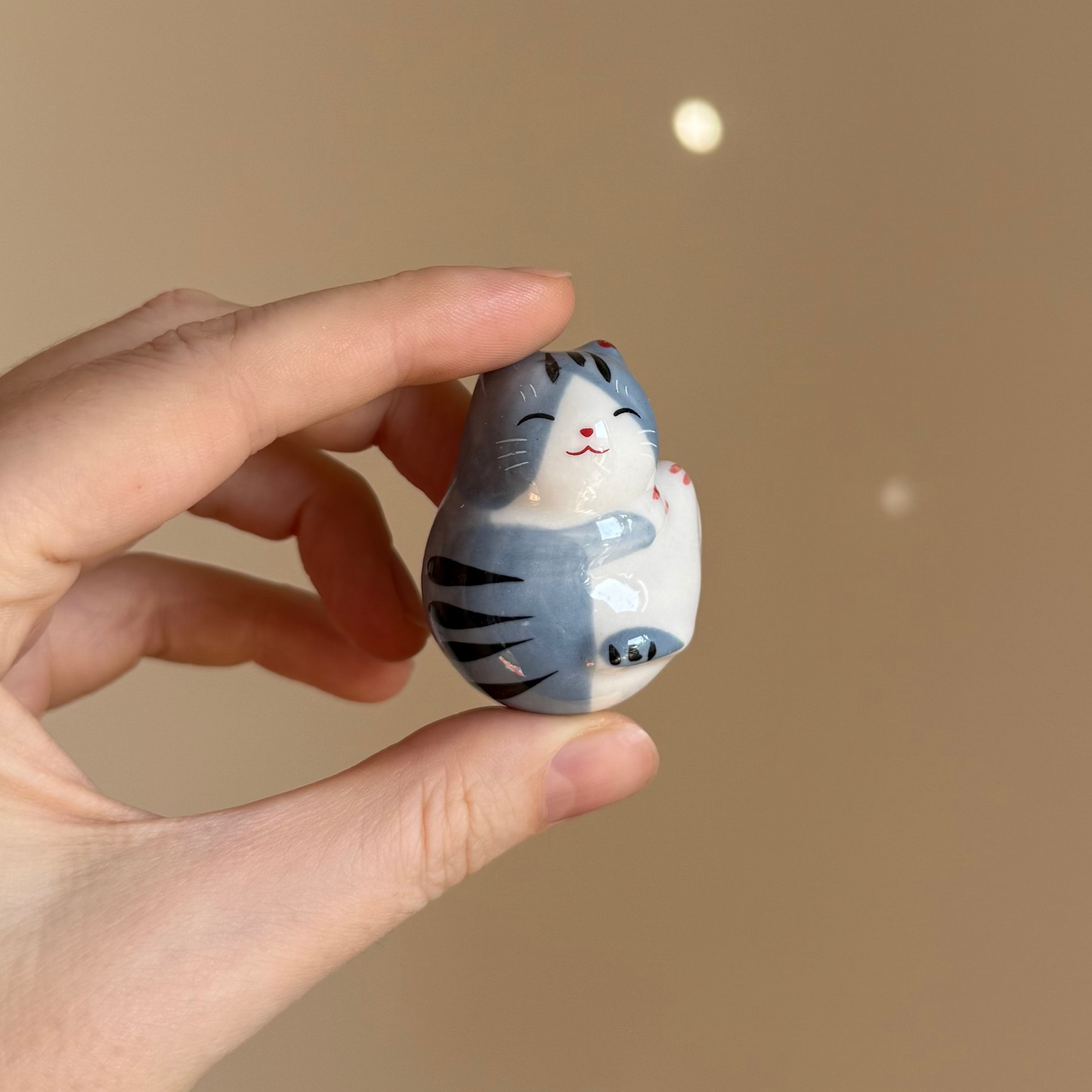 Porcelain Lying Cat (5 variants)