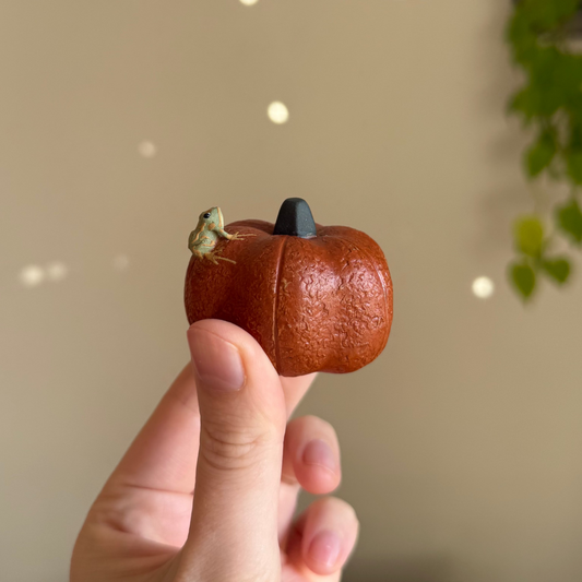 Tea Pet Ceramic Spouting Frog