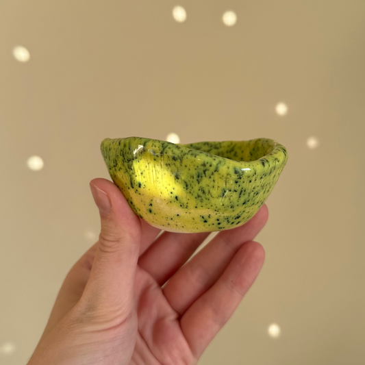 Handcrafted Clay Teacup "Matcha Moss"