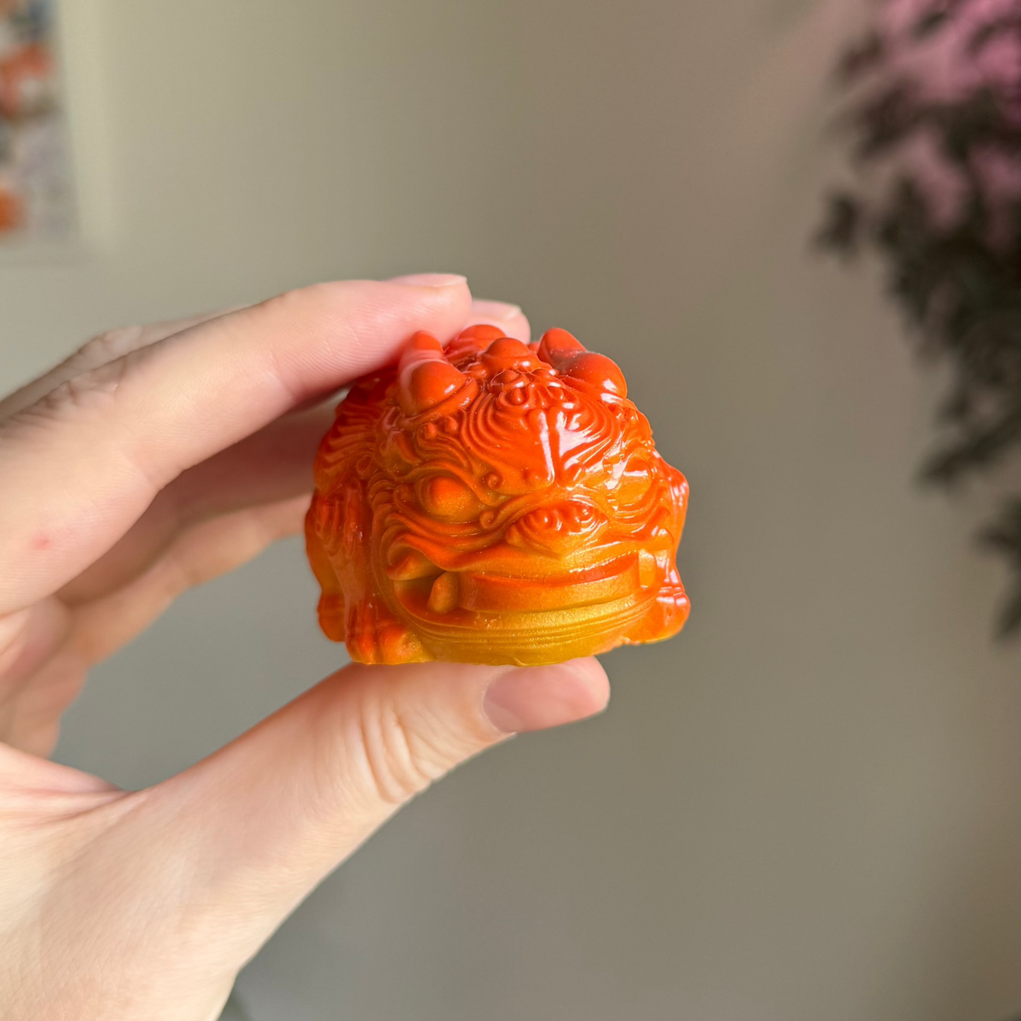 Color-Changing Tea Pet with Two Faces (orange/black)