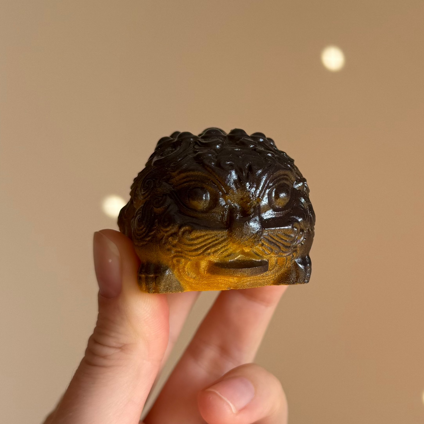 Color-Changing Tea Pet with Two Faces (orange/black)