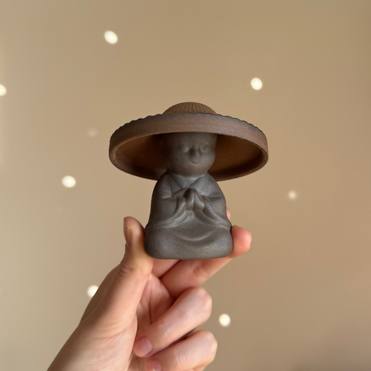 Clay Tea Strainer “Little Hat”